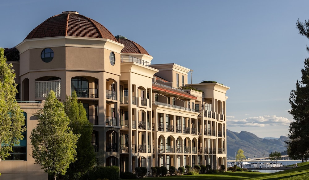 The Royal Kelowna 4/64