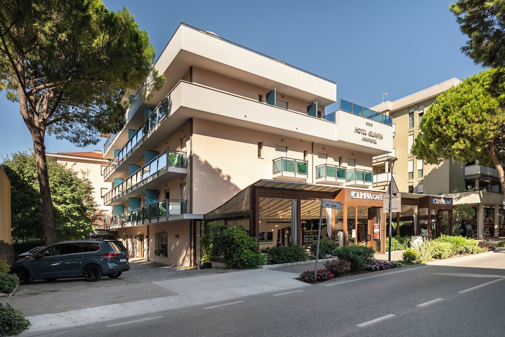 Aparthotel Olimpia 55/62