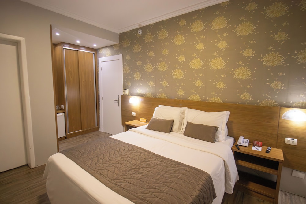 Rafain Centro Hotel 15/65