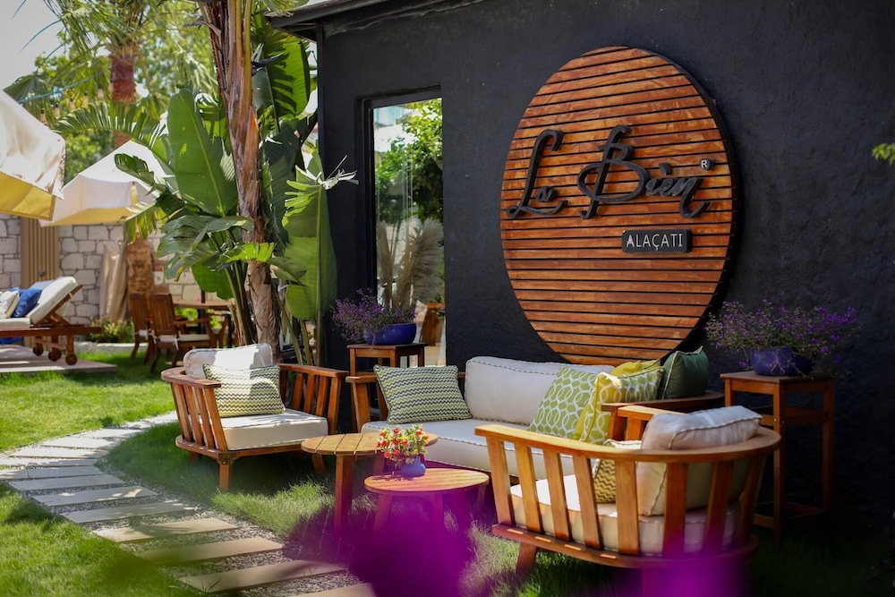 La Bien Alacati Otel 3/48