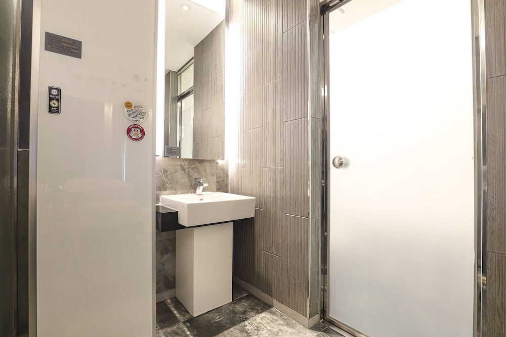 Hotel Yeogiuhtte Seodaegu 45/50