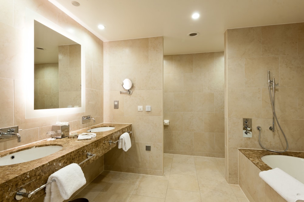 Heritage, Grand, Suite, King Bed، The Grand York 5/13