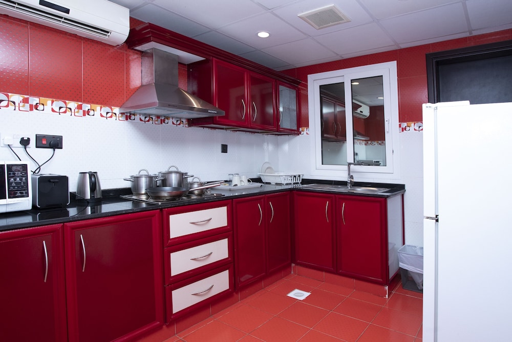 Remas Hotel Suites 8/33