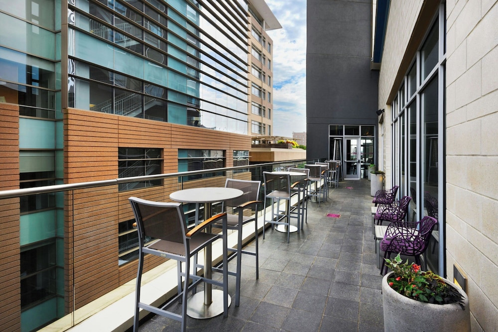 Aloft Greenville Downtown 36/50