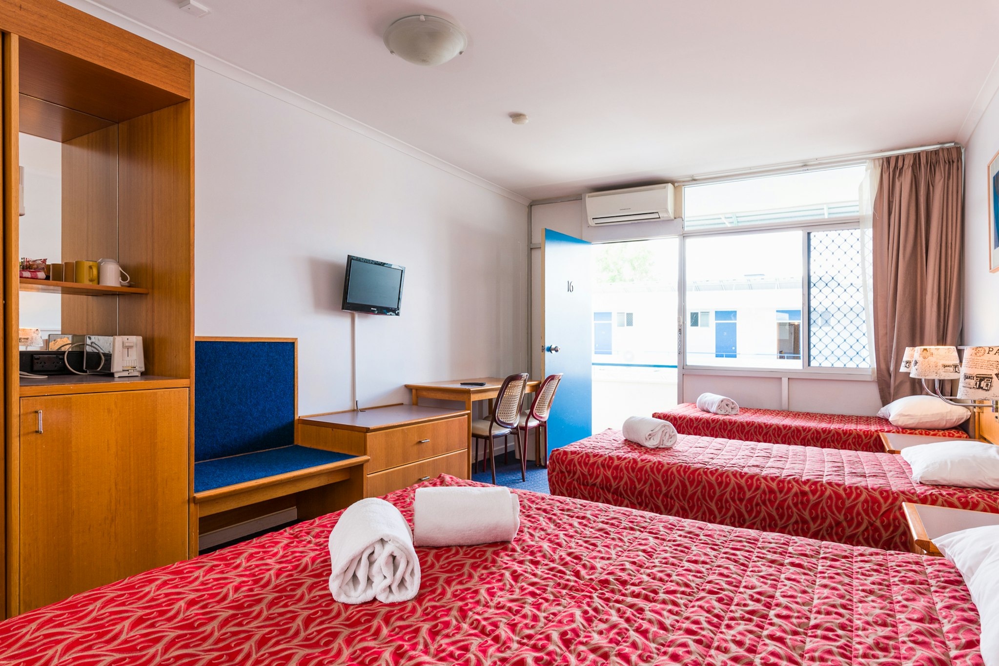 The Q Motel 5/7