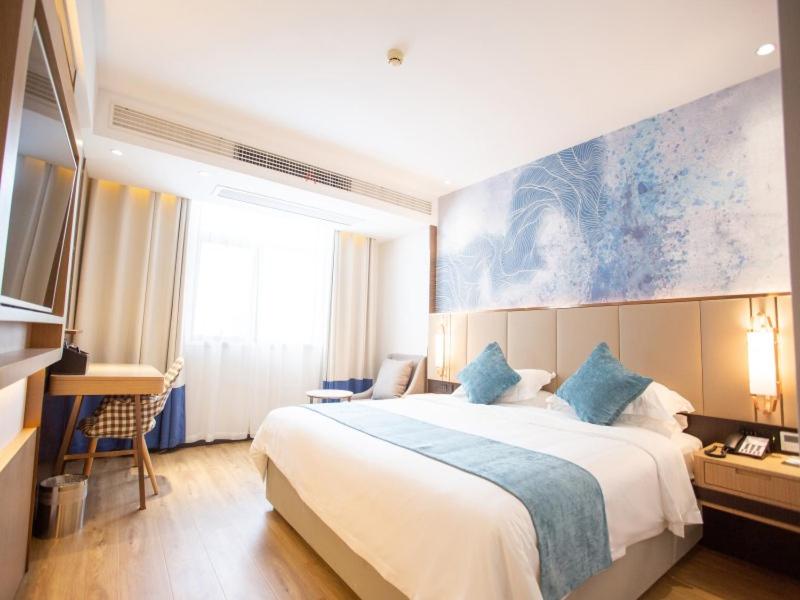 Deluxe, Double Bed