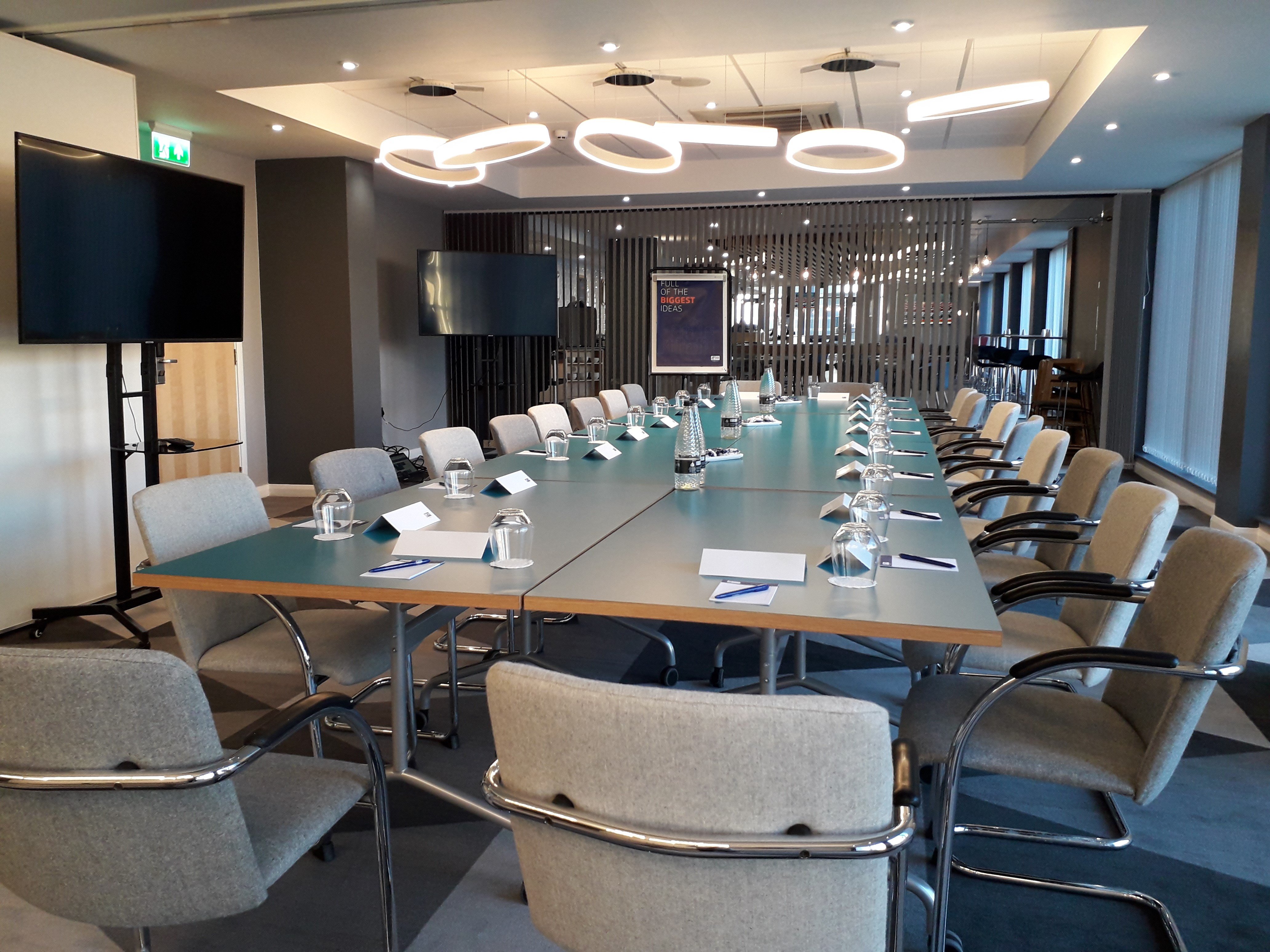 Holiday Inn Express Leeds City Centre Armouries 53/60