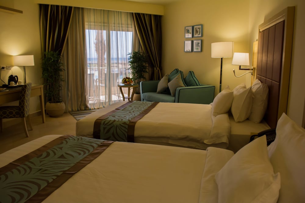 Garden, Standard, Twin Beds, Lateral Side Sea View, TOLIP TABA RESORT AND SPA 2/3