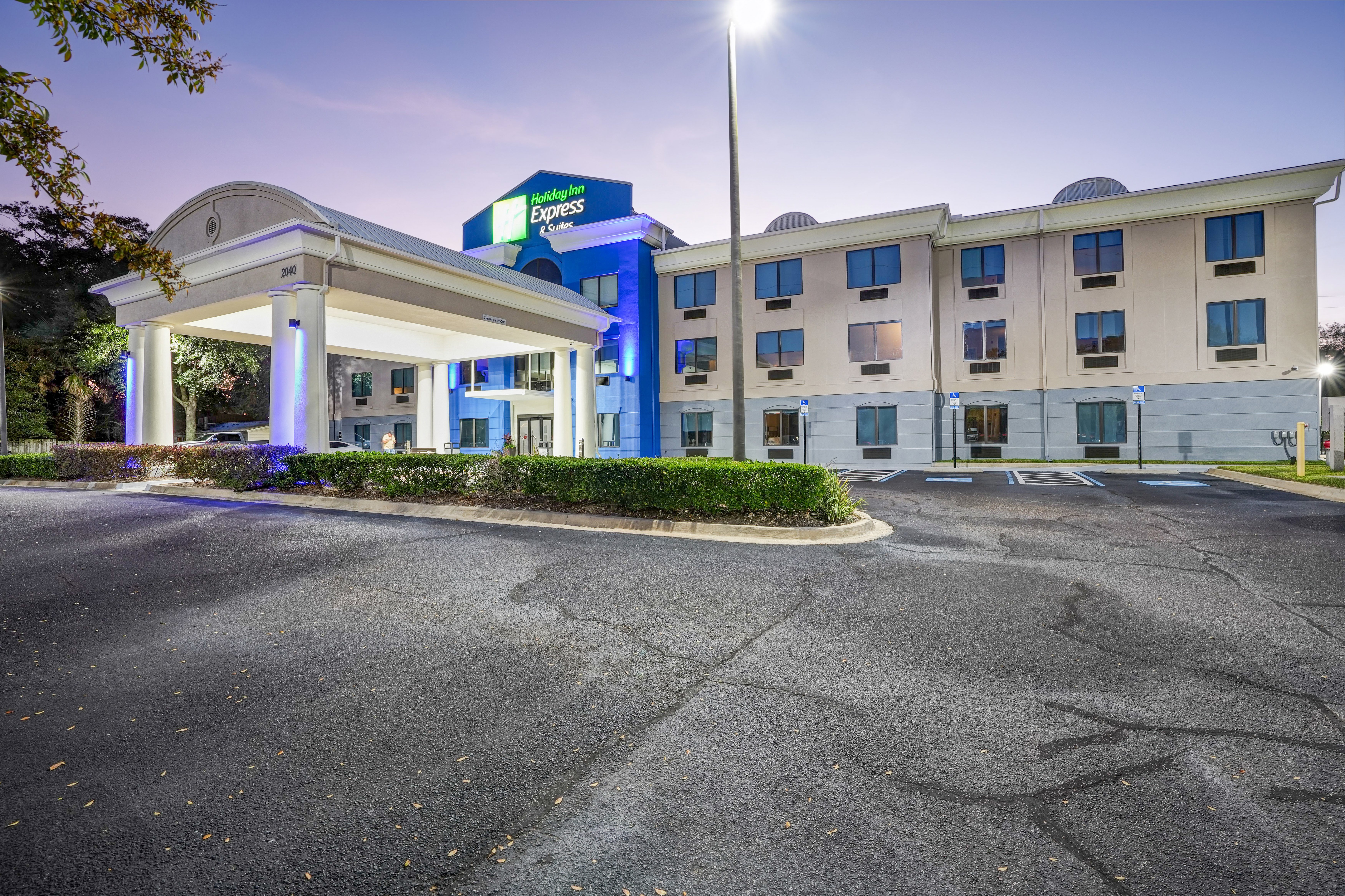 Holiday Inn Express Hotel And Suites Jacksonville Mayport Beach 57/64