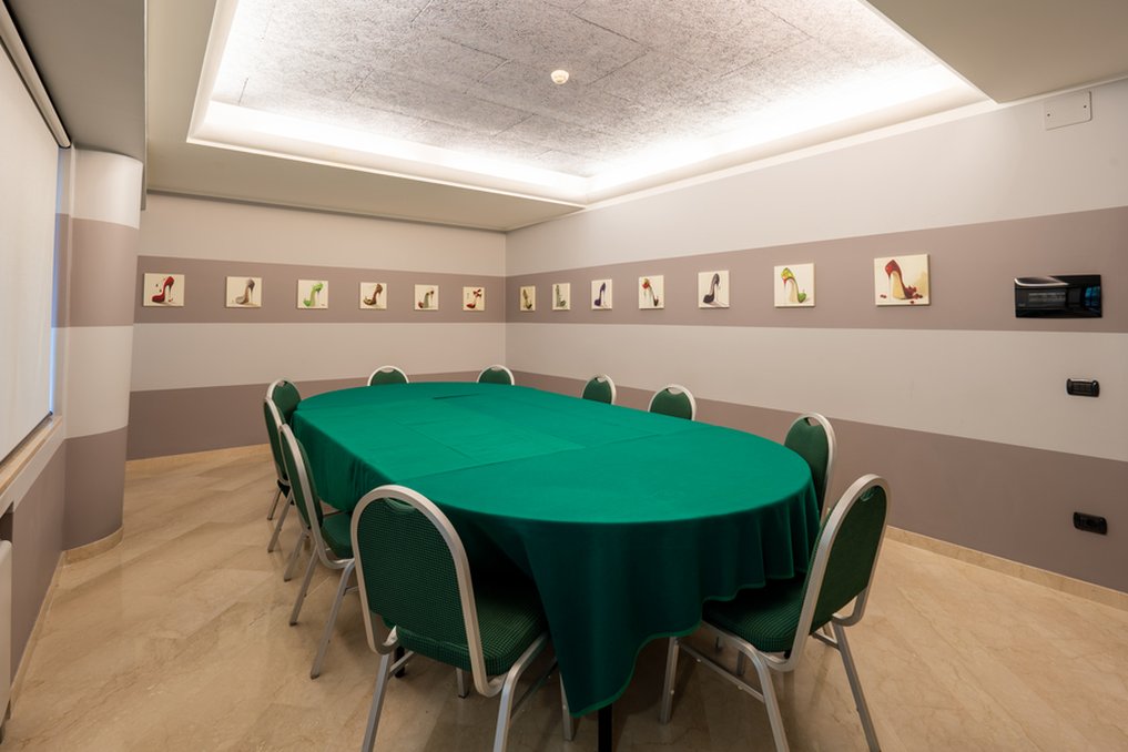 Hotel Des Etrangers 36/41