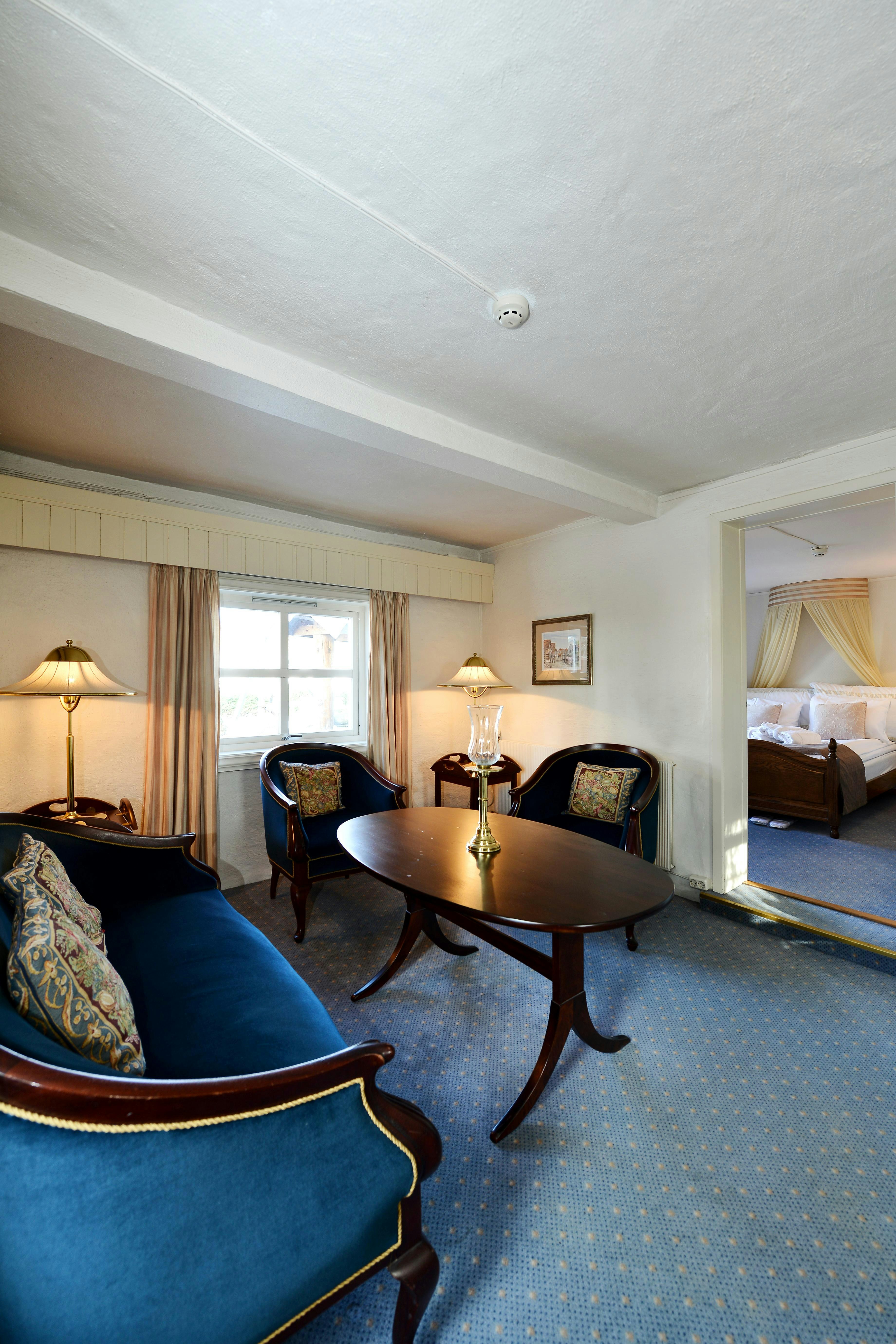 Kronen Gaard Hotell 12/20