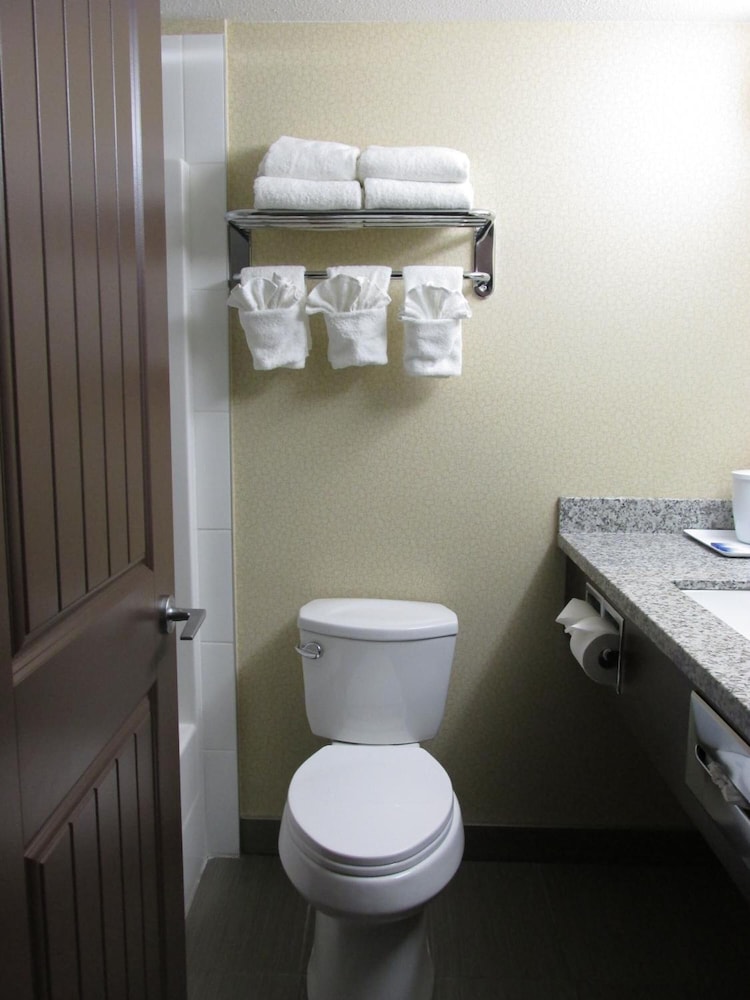 Sigma Inn & Suites Melville 22/28