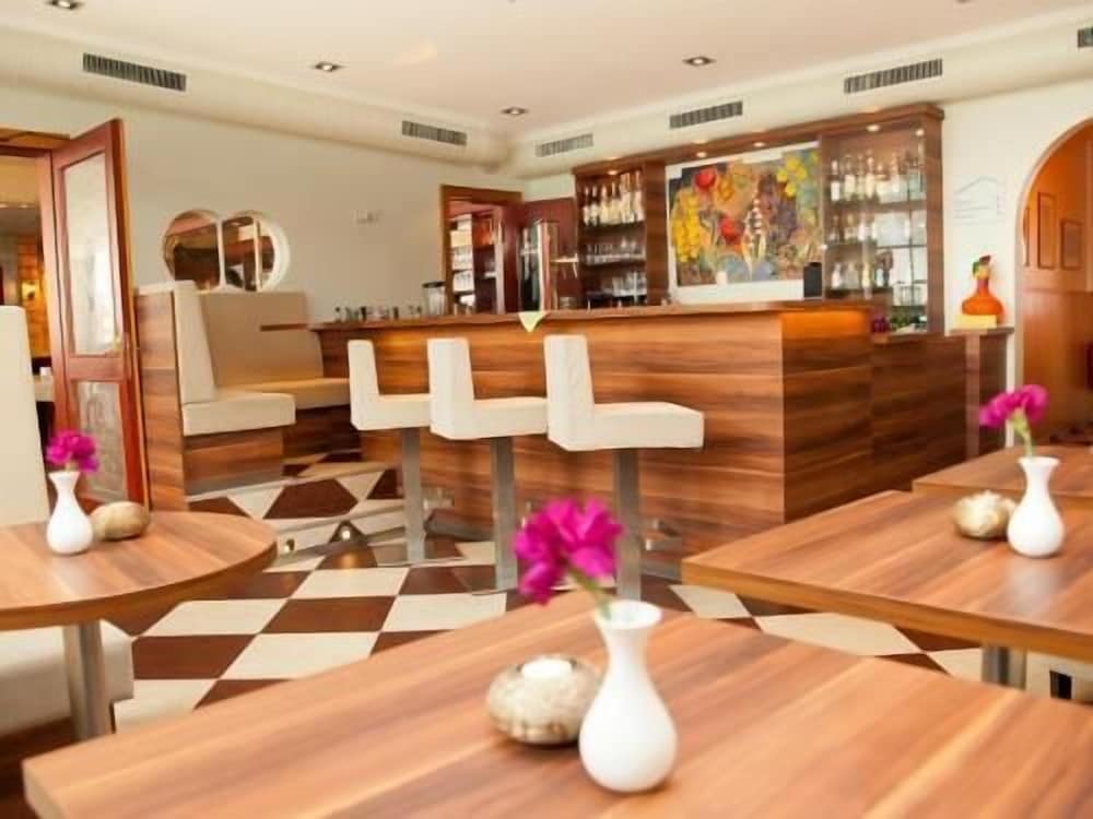 Sporthotel Oberhof 35/44