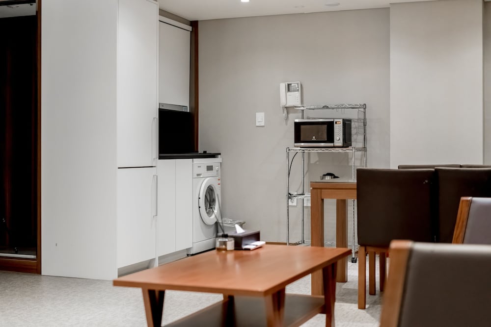 Oriens Hotel Residences 47/58