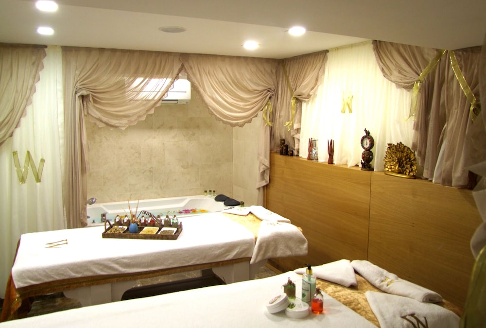 Wise Boutique Hotel & Spa 35/65