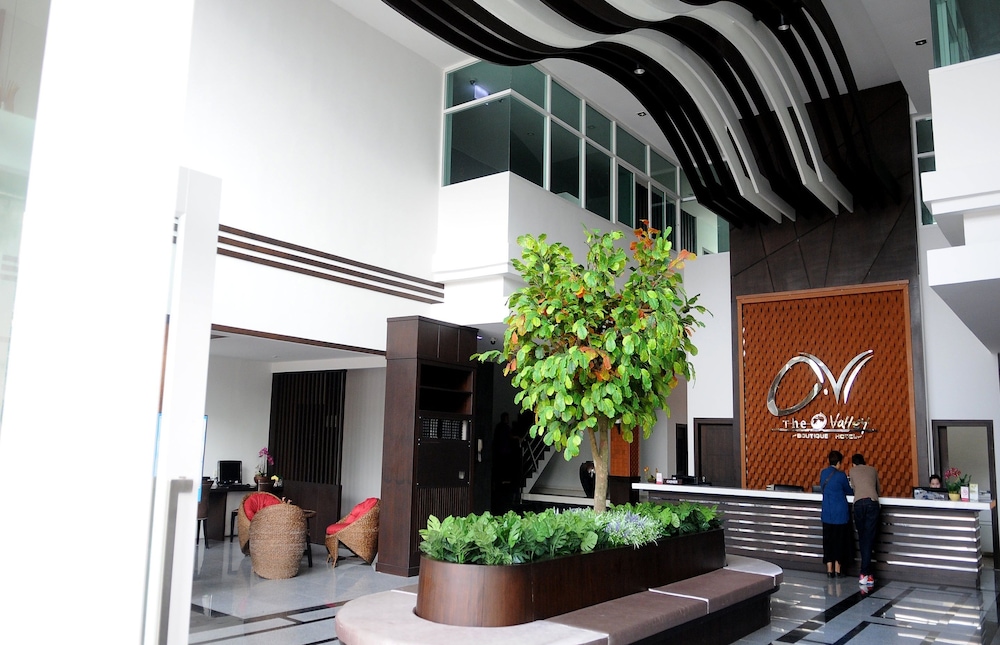 The O Valley Hotel 44/60