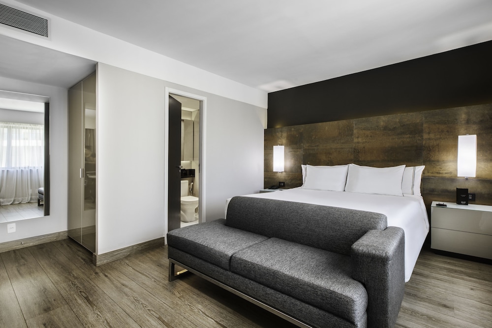 Melia Ibirapuera 22/77