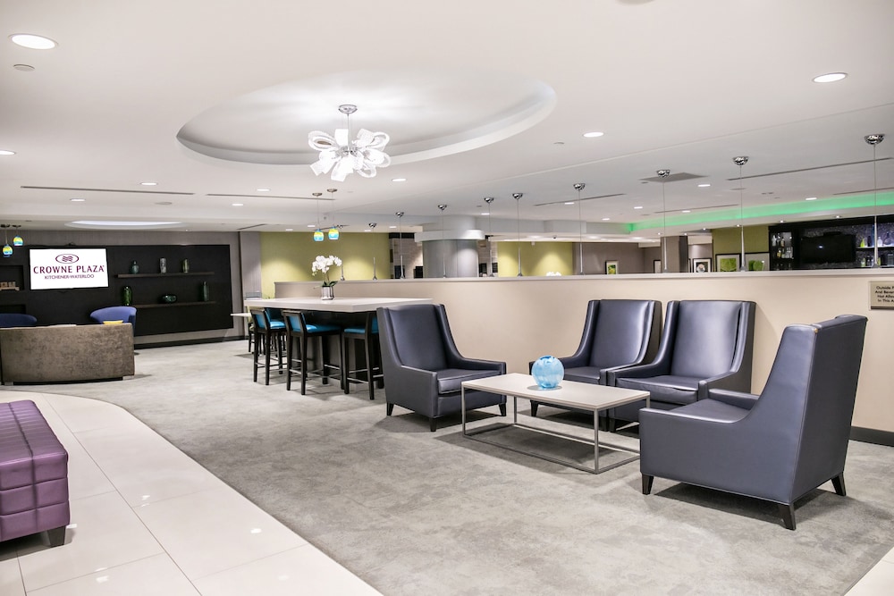 Crowne Plaza Kitchener Waterloo 7/74