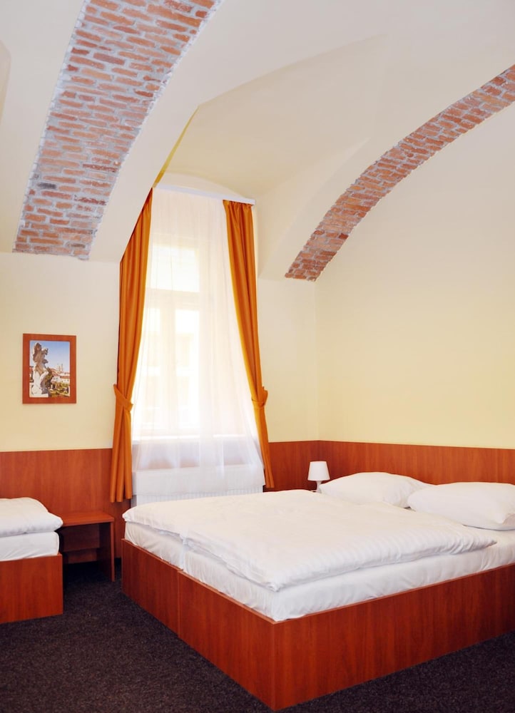 Hotel Zlata Vaha 25/65