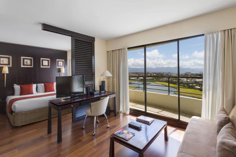Ramada Hotel & Suites by Wyndham Noumea 26/37