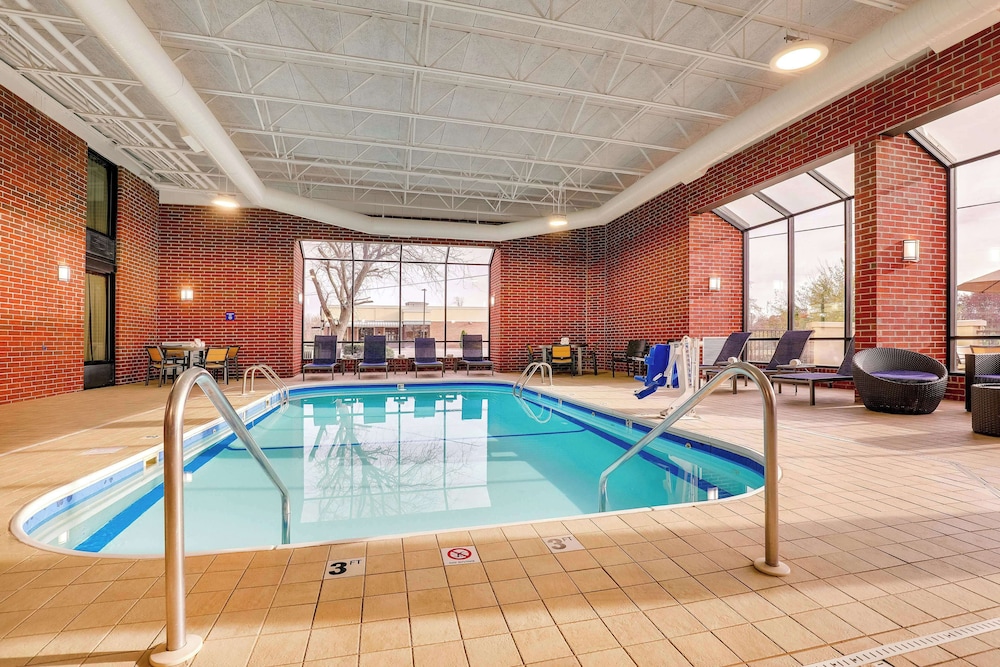 Drury Inn and Suites Springfield IL 28/50