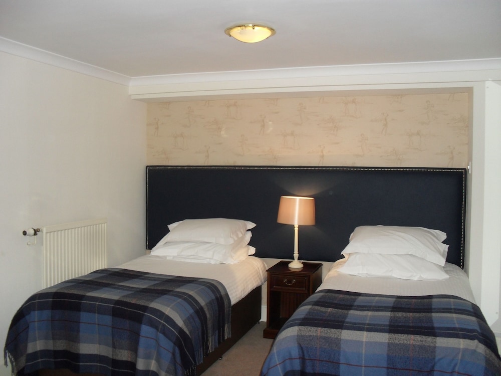 Albany Hotel 19/39