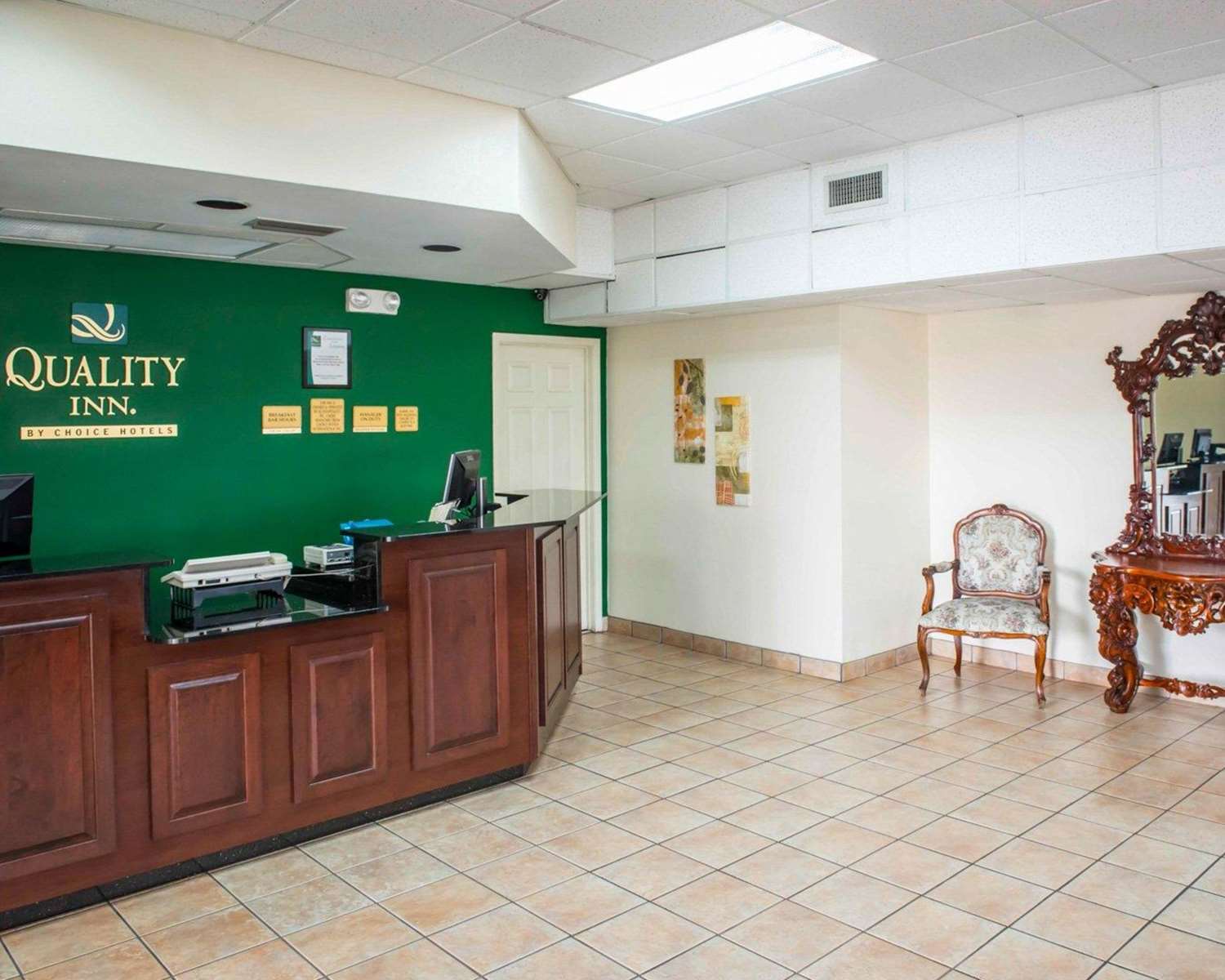 Quality Inn Chipley I-10 at Exit 120 4/13