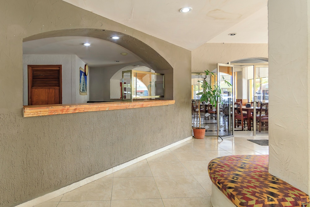 Palette Hotel Batab 12/51