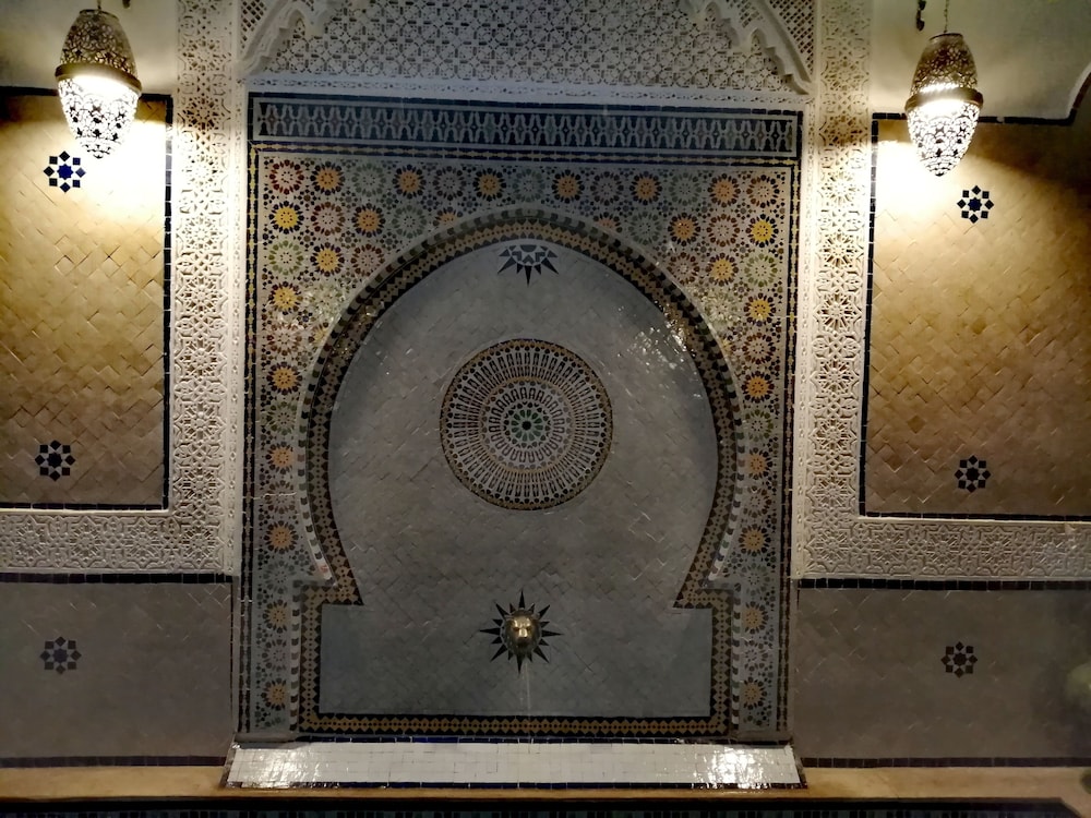 Riad Attarine 17/44
