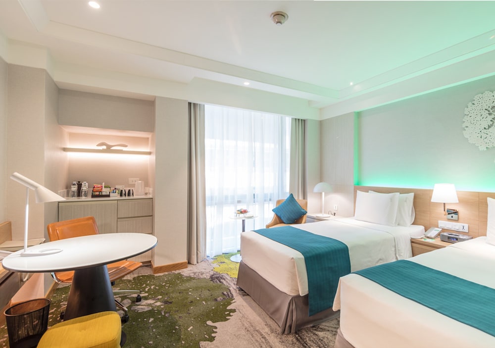 Holiday Inn Bangkok Hotel 22/76