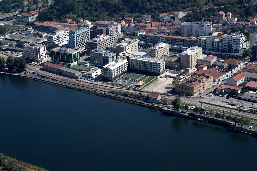 Vila Gale Coimbra 47/50