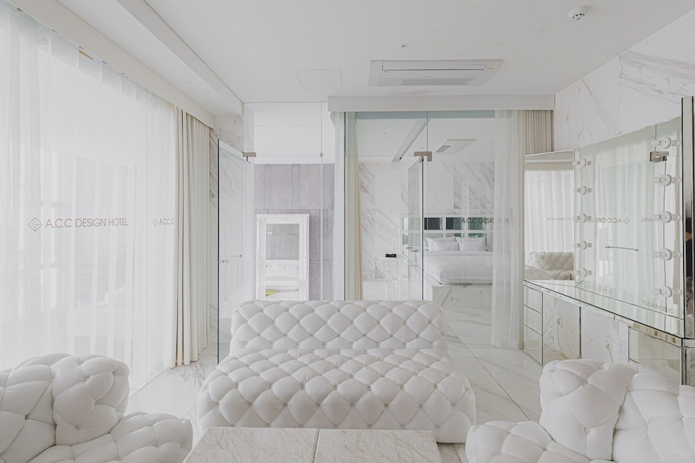 Acc Design Hotel 7/70