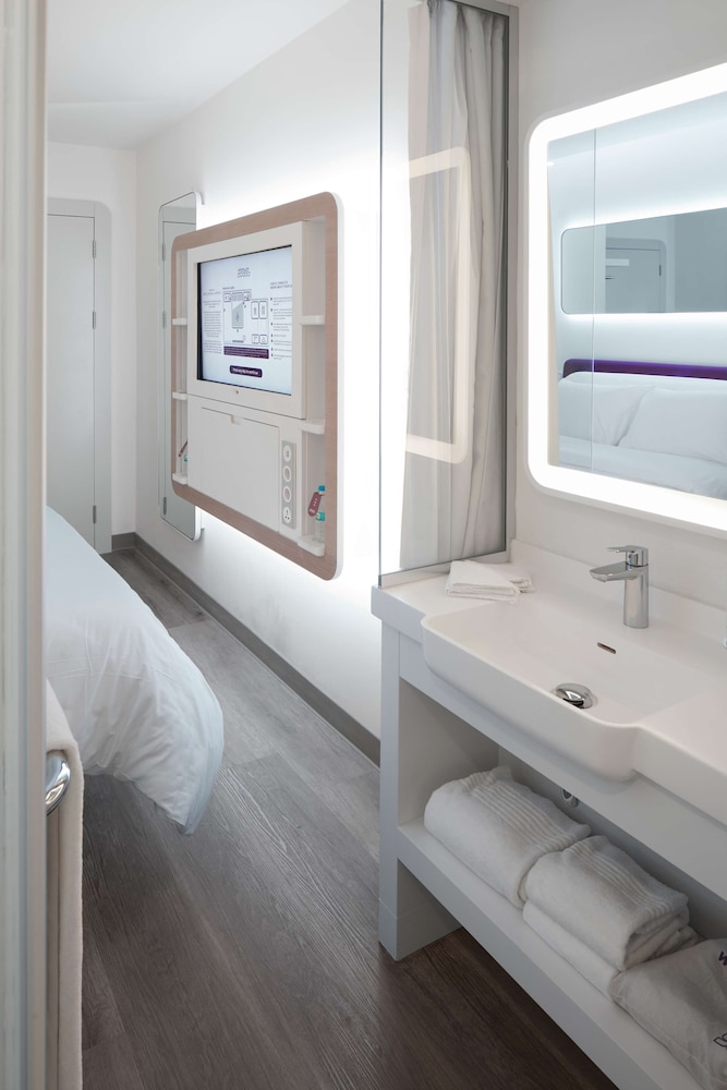 Yotel Istanbul Airport Landside 26/72