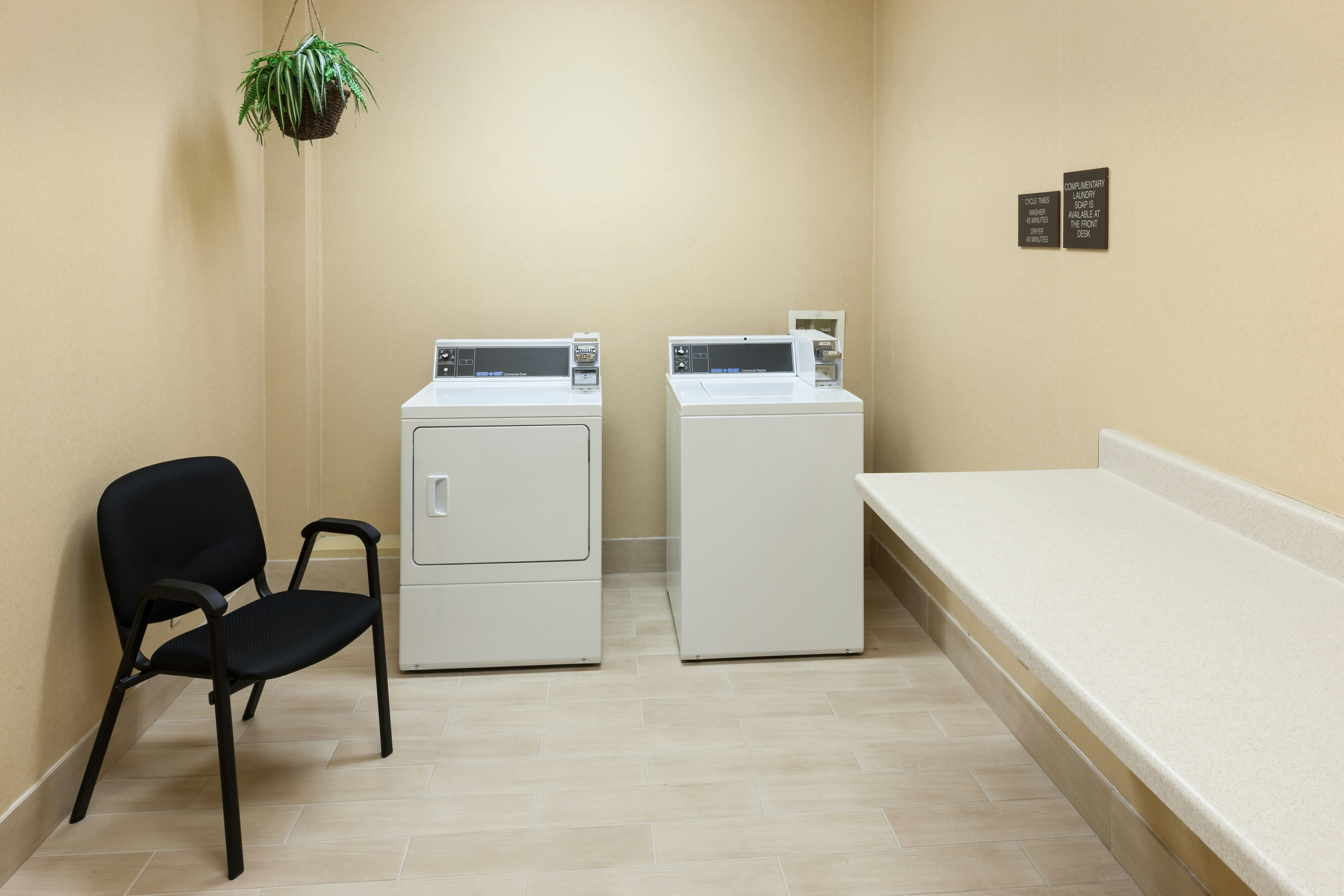Hilton Garden Inn Mcallen Airport 27/56