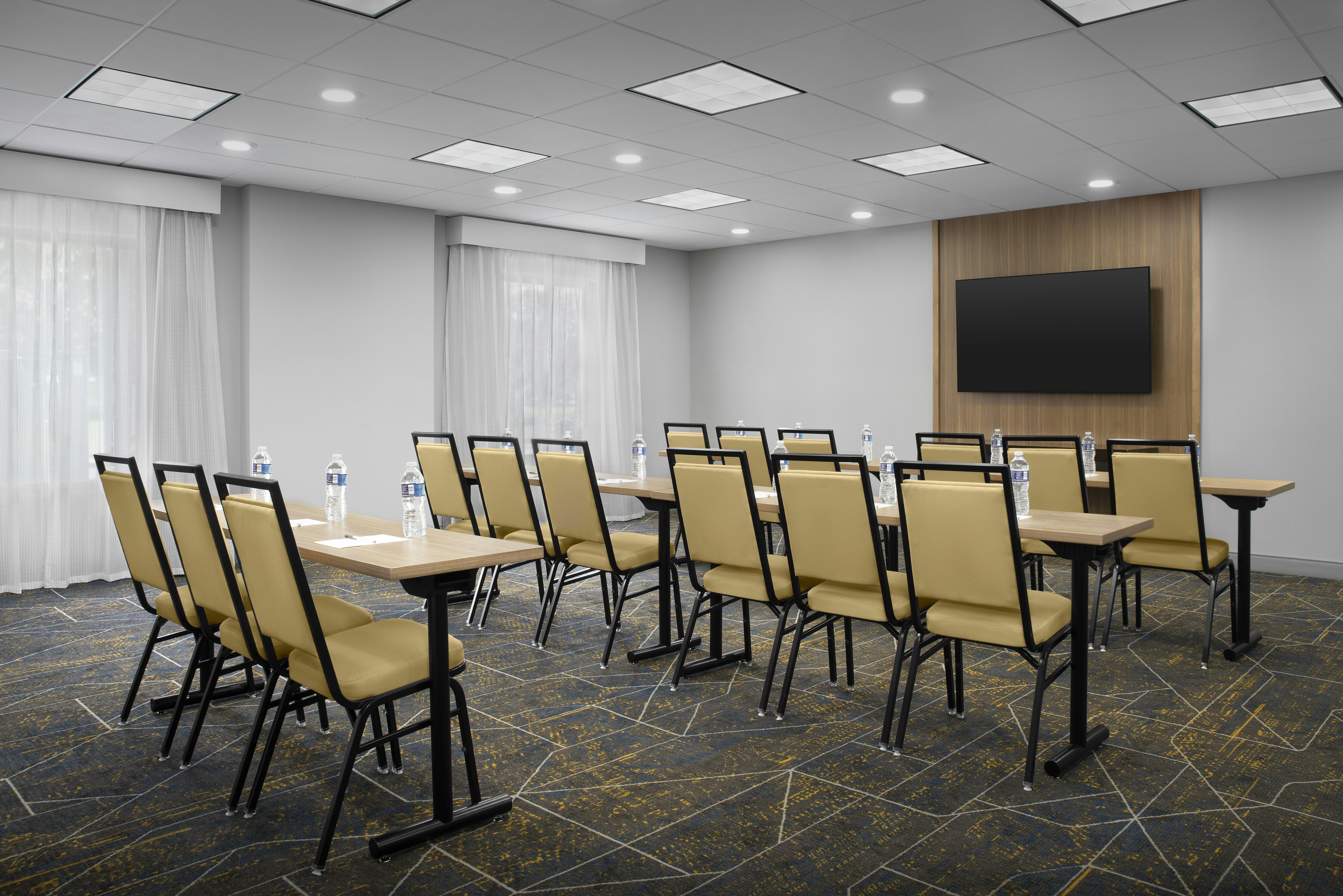 Hampton Inn and Suites Laurel, MS 37/45
