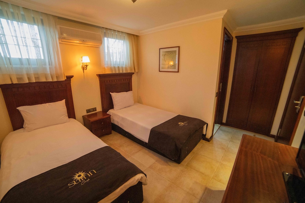 Hotel Alya 20/50
