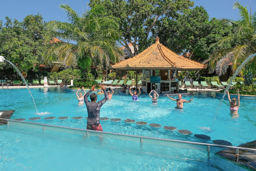 Bali Tropic Resort And Spa 45/72