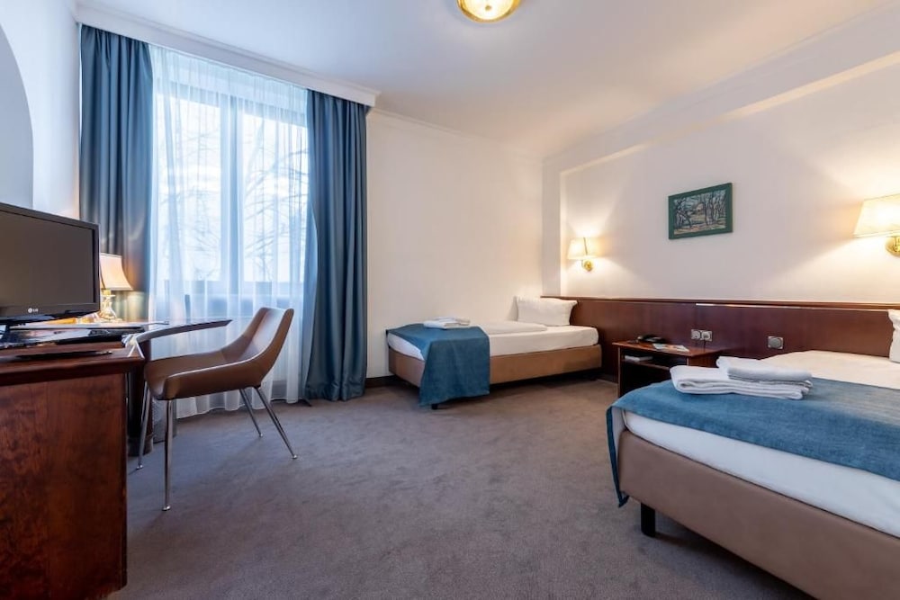 Trip Inn Klee Am Park Wiesbaden 12/48