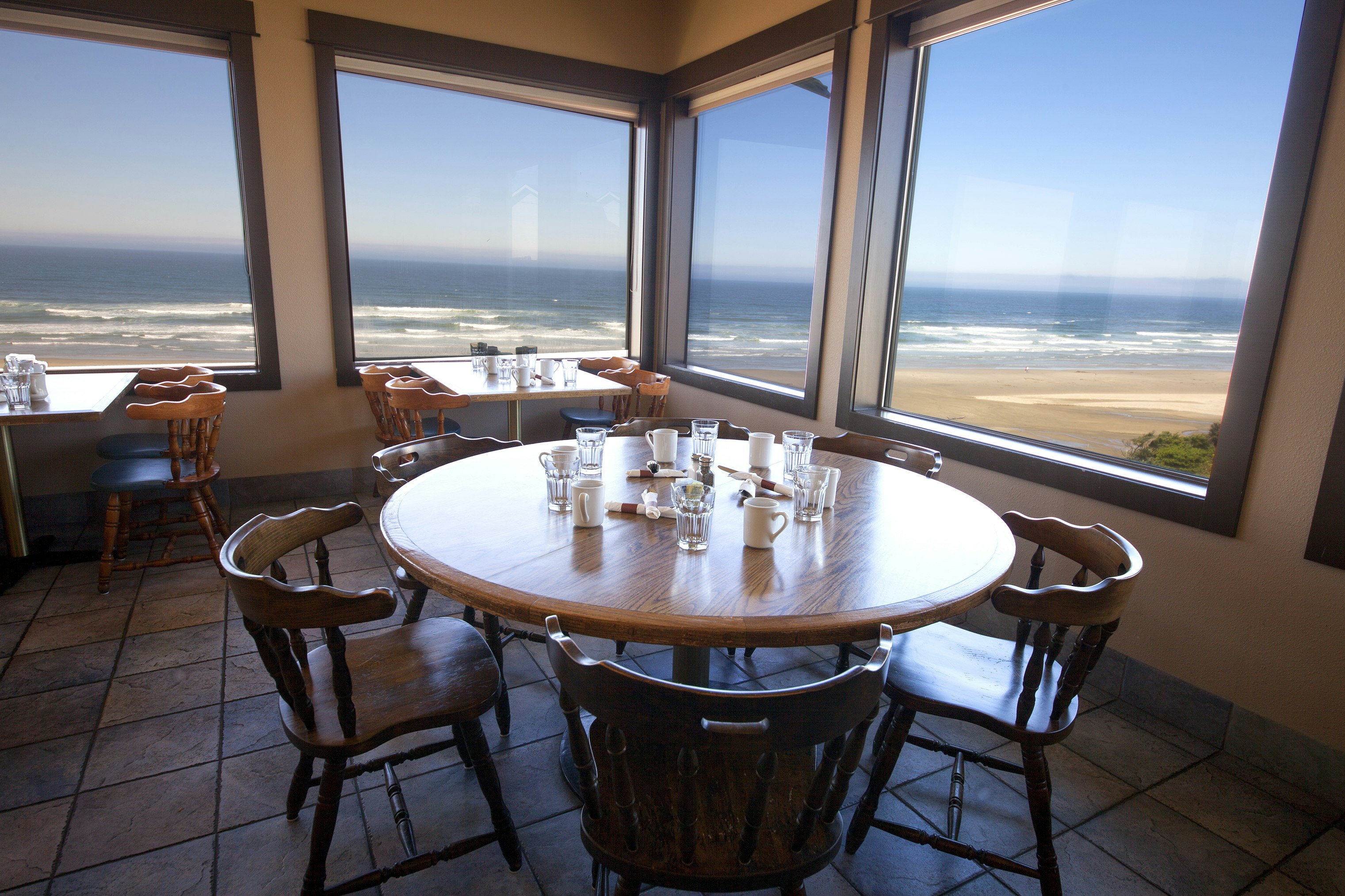 Seagrass Oceanfront Inn 17/23