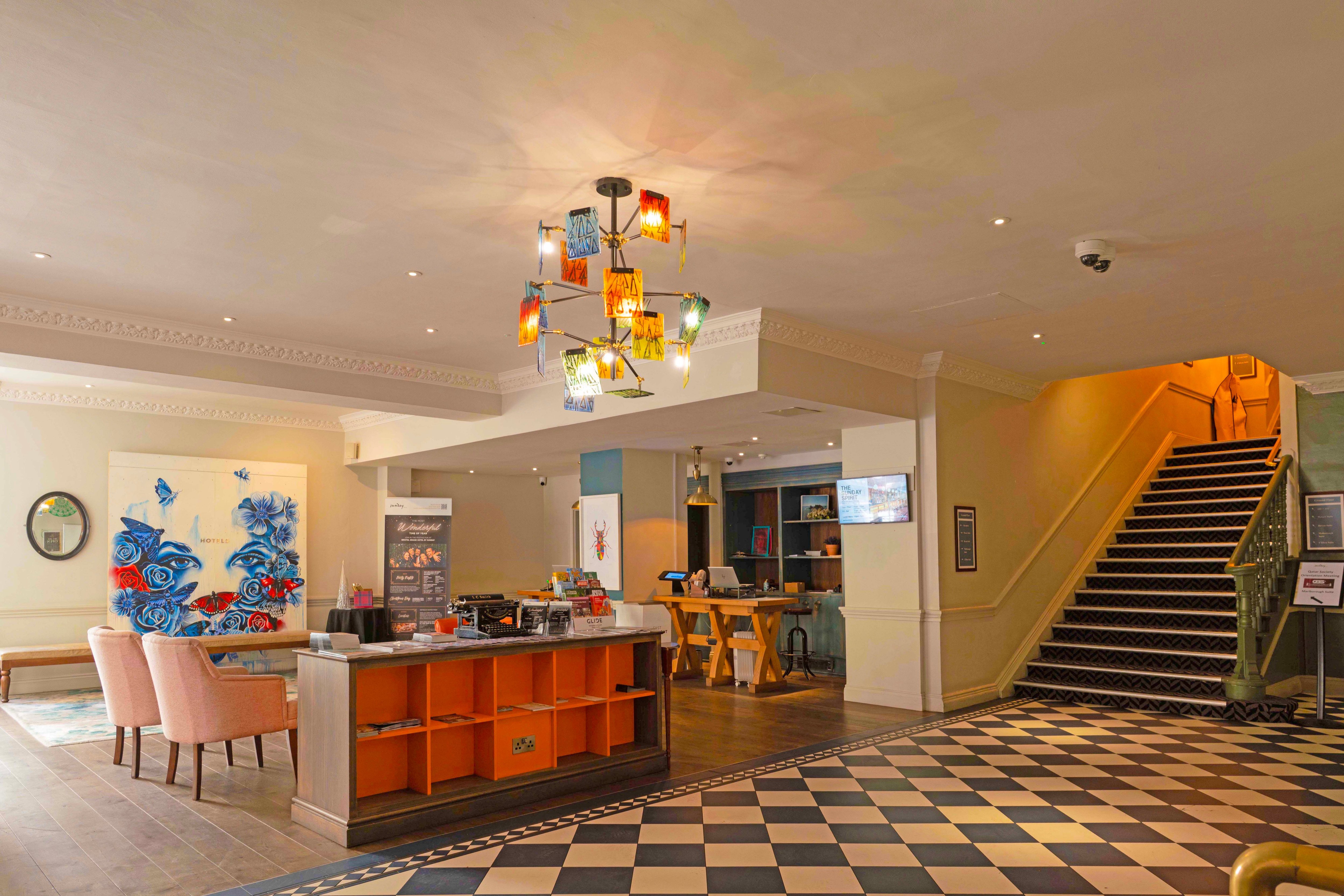 Bristol Grand Hotel By Sunday 8/43