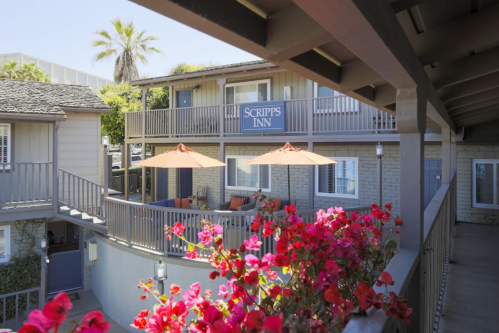 Scripps Inn La Jolla Cove 4/48