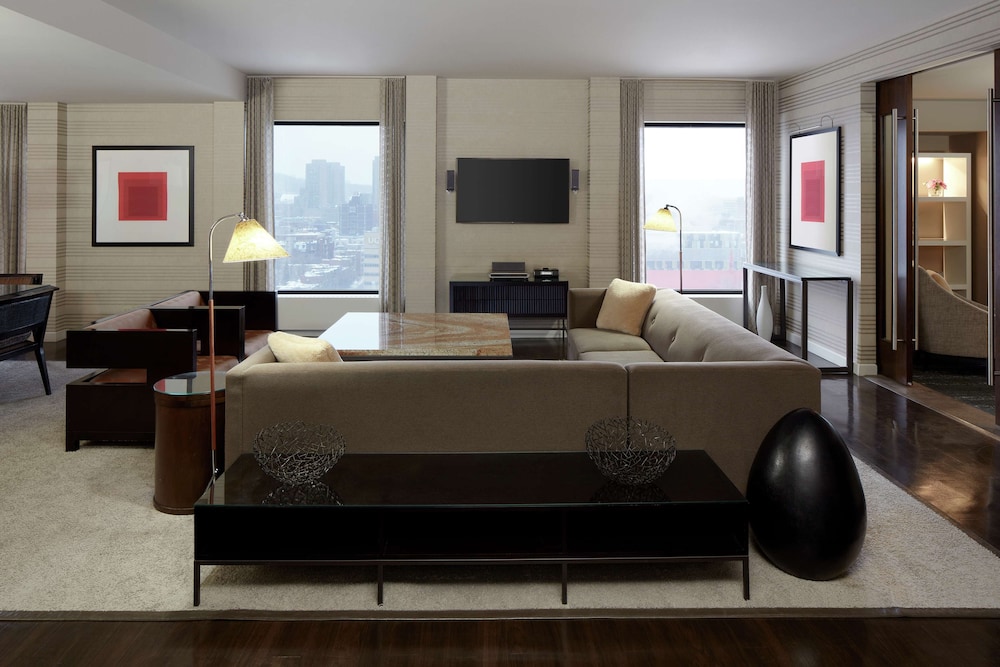 DoubleTree by Hilton Montreal 48/77