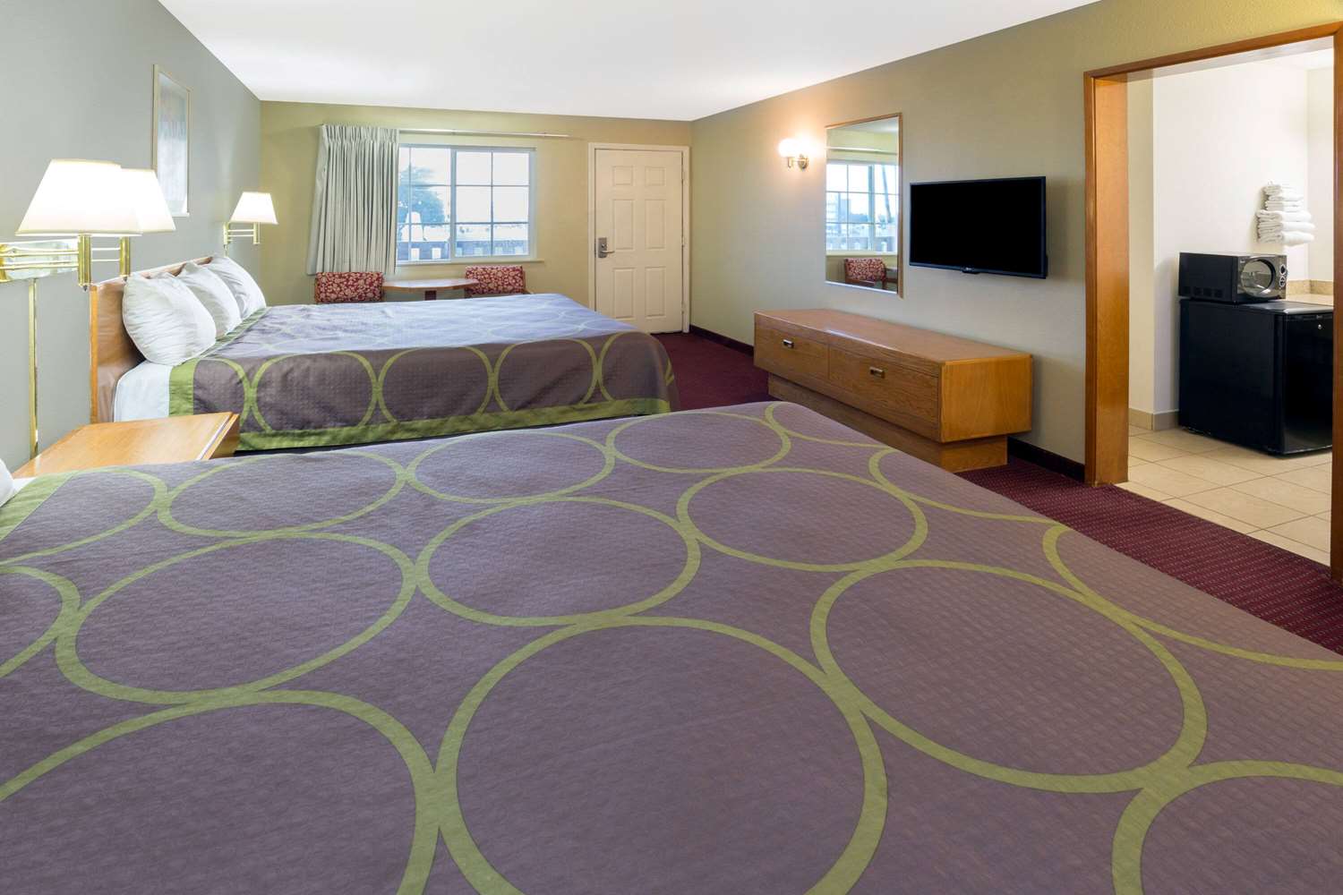 Super 8 by Wyndham Crescent City 5/15