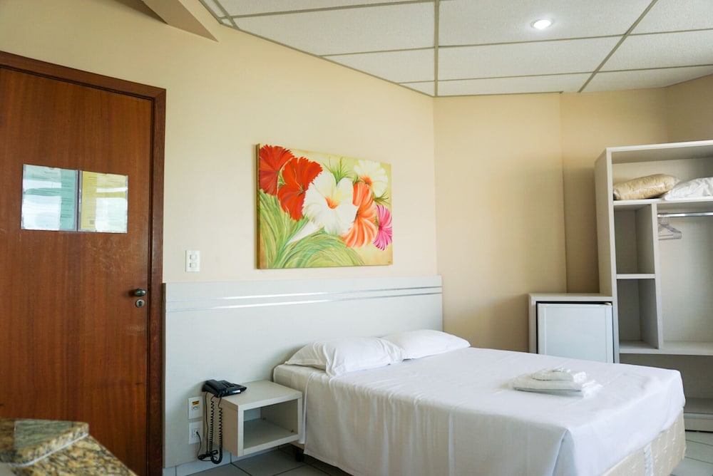 Lord Hotel Camburi 13/44