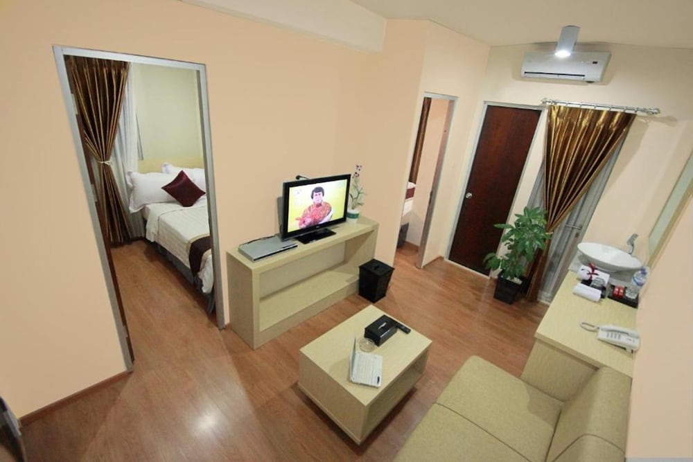 Reddoorz Apartment Manyar Street 21/30
