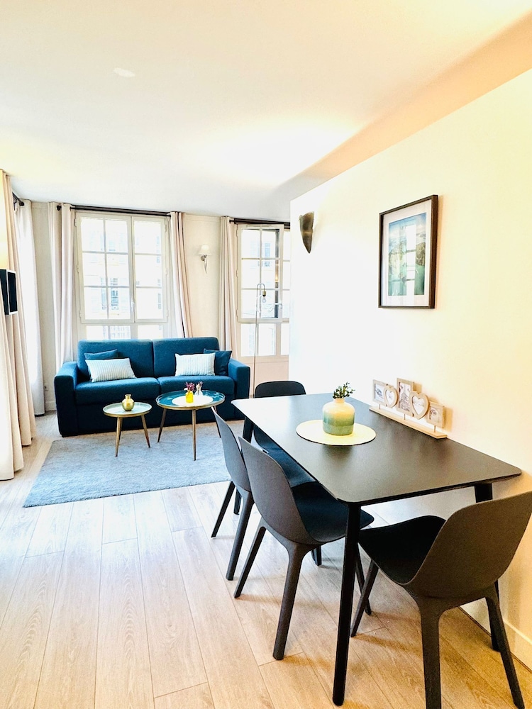Le Logis Versaillais 14/26