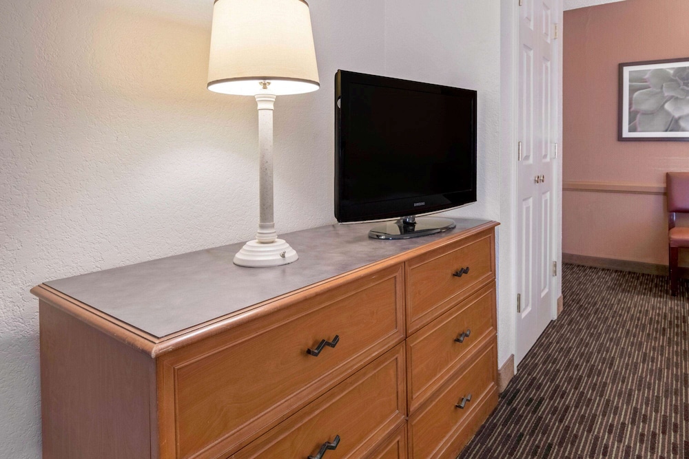 La Quinta Inn San Antonio Market Square 38/43