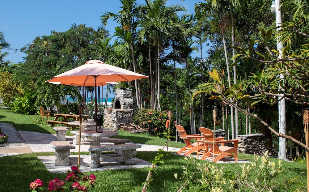 Orange Hill Beach Inn 55/60
