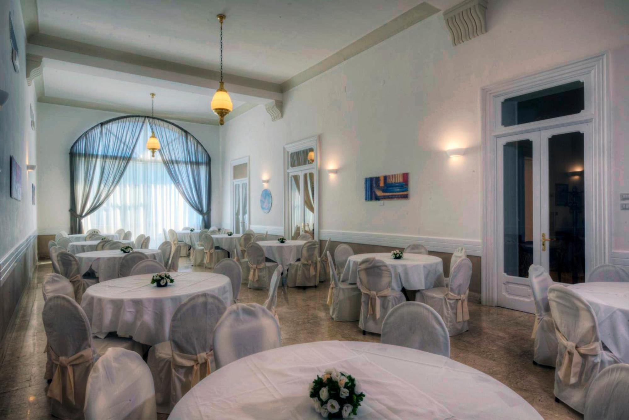 Hotel Vittoria 37/55