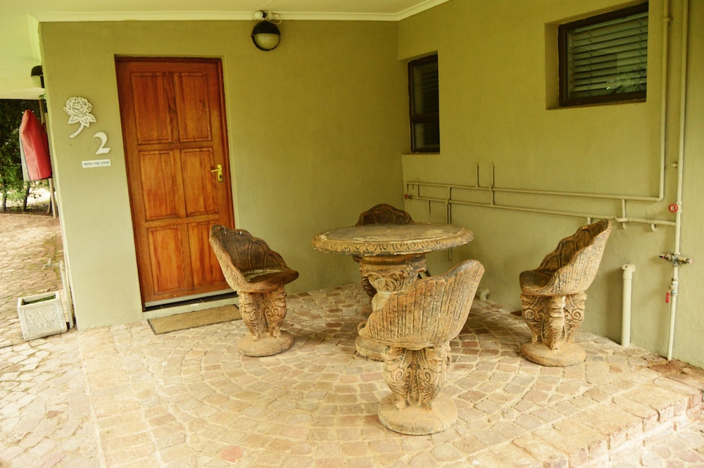 Crystal Rose Lodge and Spa 20/50